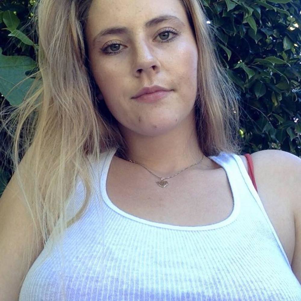 Meet your Posher, Nina